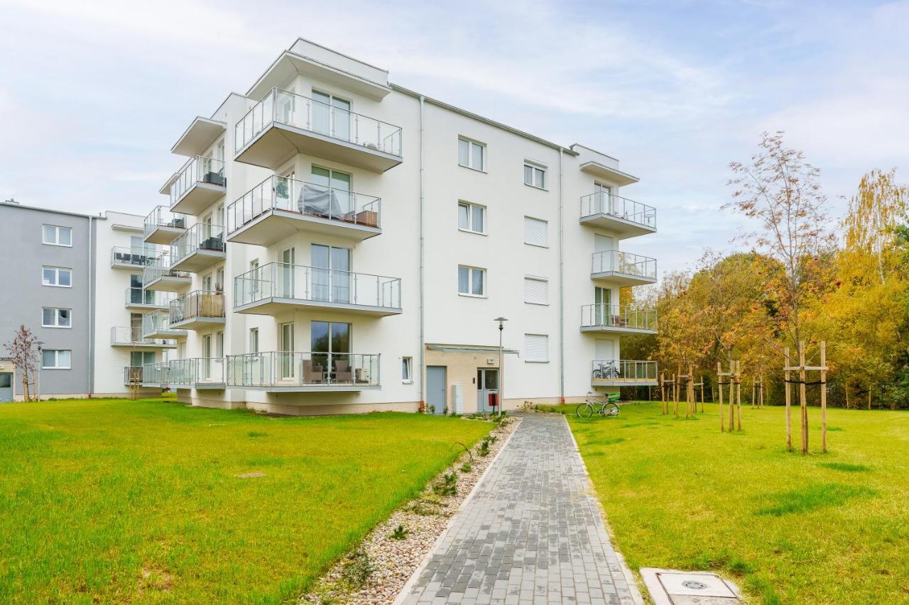 Baltica Maczka Cosy Apartment Kolobrzeg Exterior photo